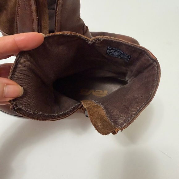 Teva De La Vina Waterproof Leather Short Boots Size 7 - Picture 8 of 9